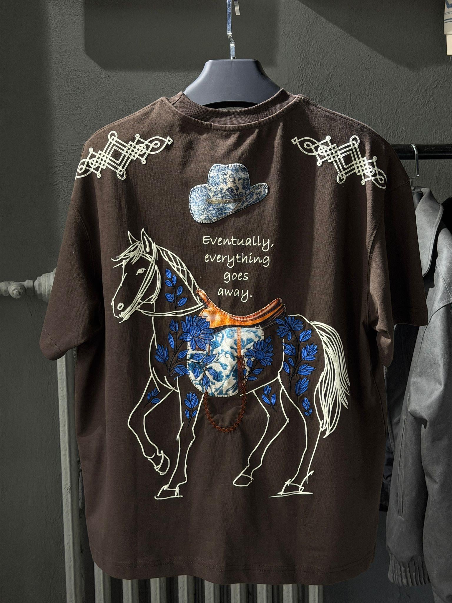 oversize punch print baskı ve nakış detaylı oversize t shirt