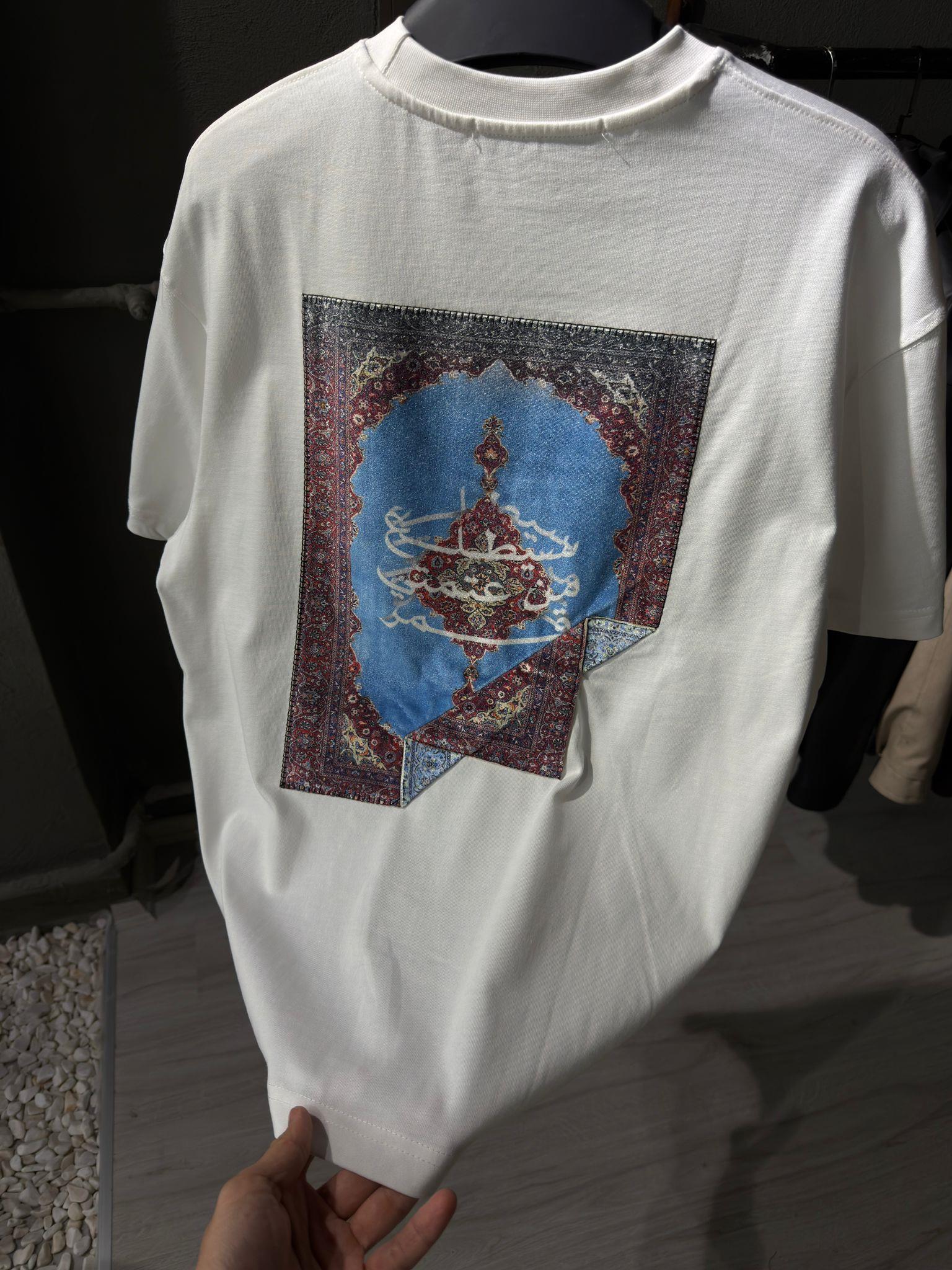 oversize punch print baskı ve nakış detaylı oversize t shirt