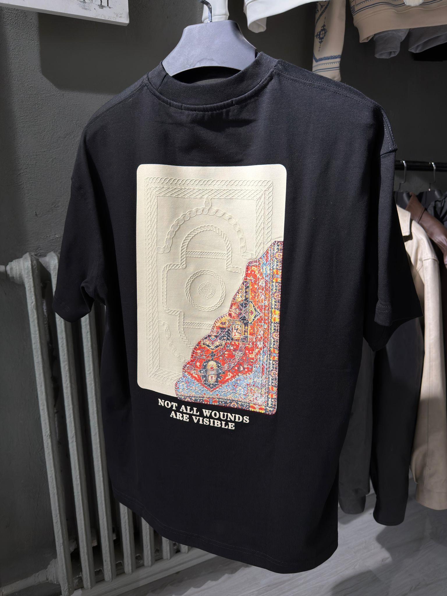 oversize punch print baskı ve nakış detaylı oversize t shirt