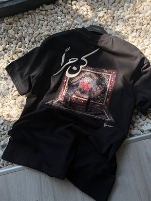 Oversize Atlı Baskılı T-shirt