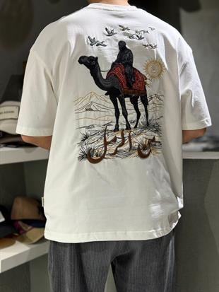Oversize Deve Baskılı T-shirt
