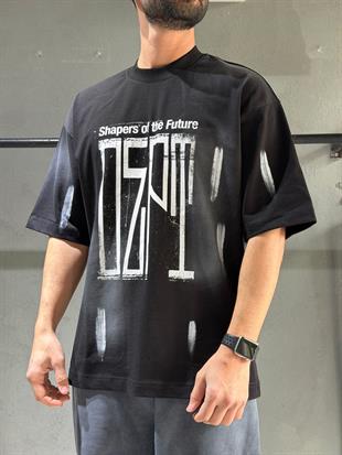 oversize nakışlı ve baskı detaylı tişort 