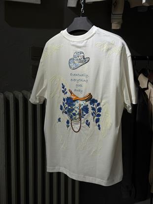 oversize punch print baskı ve nakış detaylı oversize t shirt