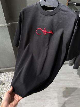 oversize punch print baskı ve nakış detaylı oversize t shirt