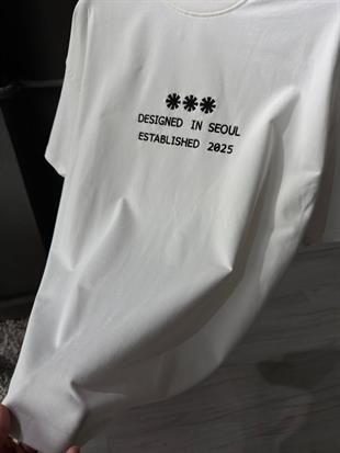 oversize punch print baskı ve nakış detaylı oversize t shirt