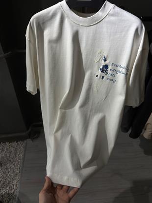 oversize punch print baskı ve nakış detaylı oversize t shirt