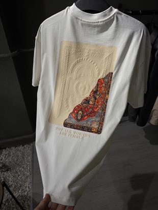 oversize punch print baskı ve nakış detaylı oversize t shirt