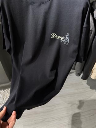 oversize punch print baskı ve nakış detaylı oversize t shirt