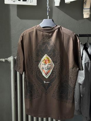 oversize punch print baskı ve nakış detaylı oversize t shirt