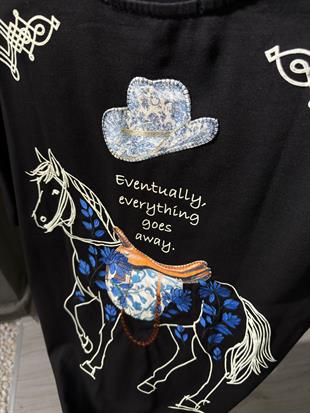 oversize punch print baskı ve nakış detaylı oversize t shirt