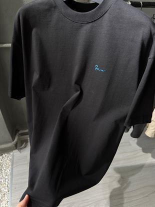 oversize punch print baskı ve nakış detaylı oversize t shirt