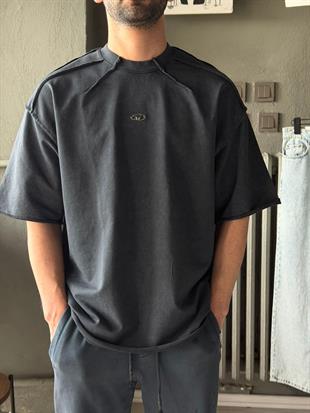 Oversize Yıkamalı Detaylı T-shirt