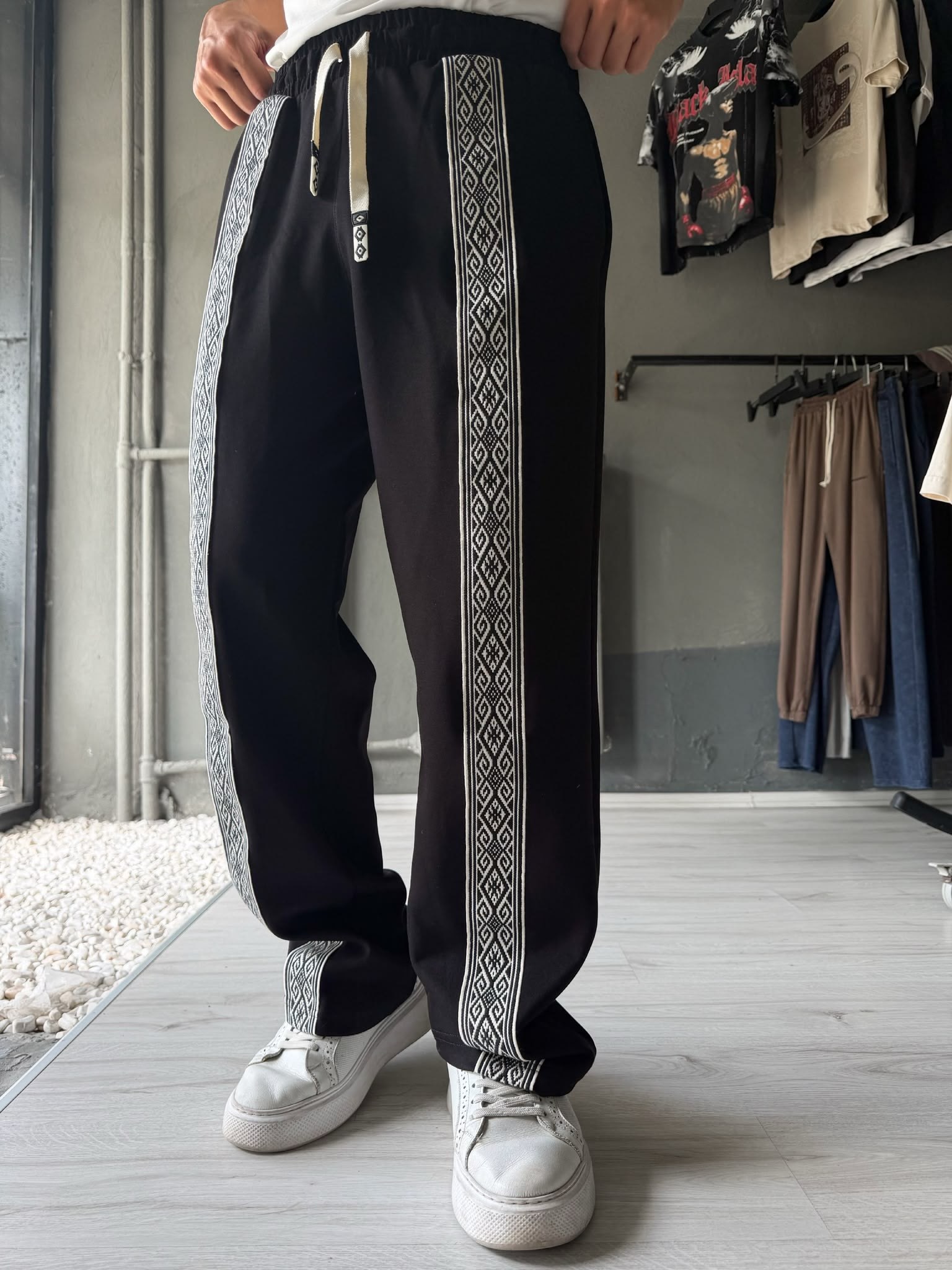 Nakış Detaylı Baggy Pantolon