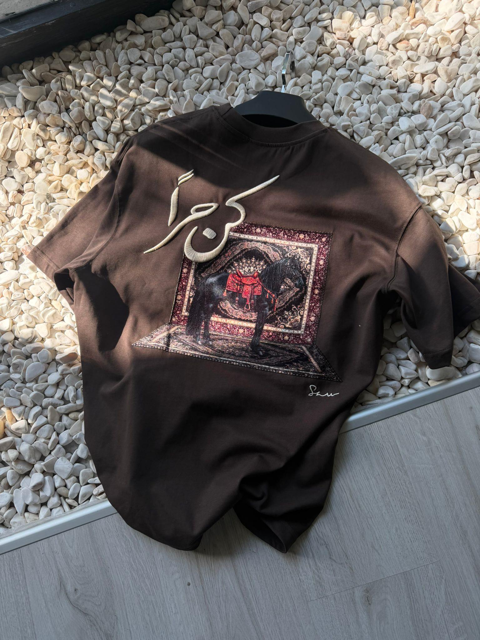 Oversize Atlı Baskılı T-shirt