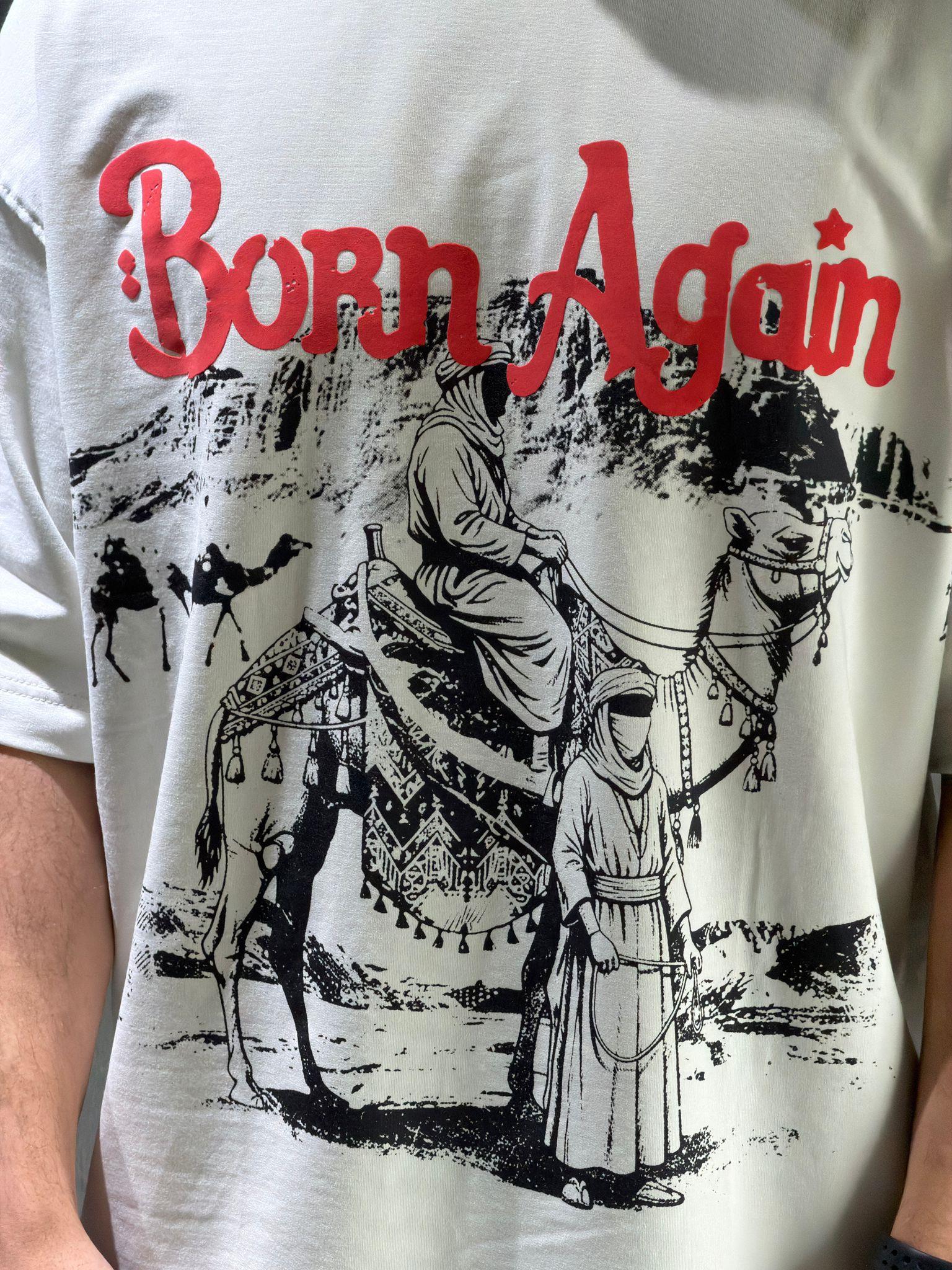 oversize nakışlı ve baskı detaylı tişort 