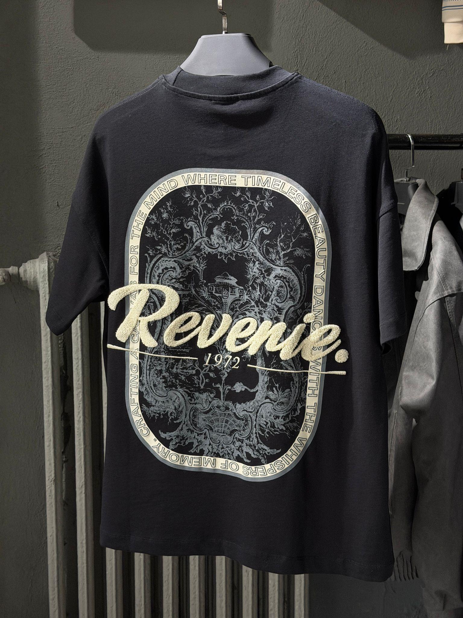 oversize punch print baskı ve nakış detaylı oversize t shirt