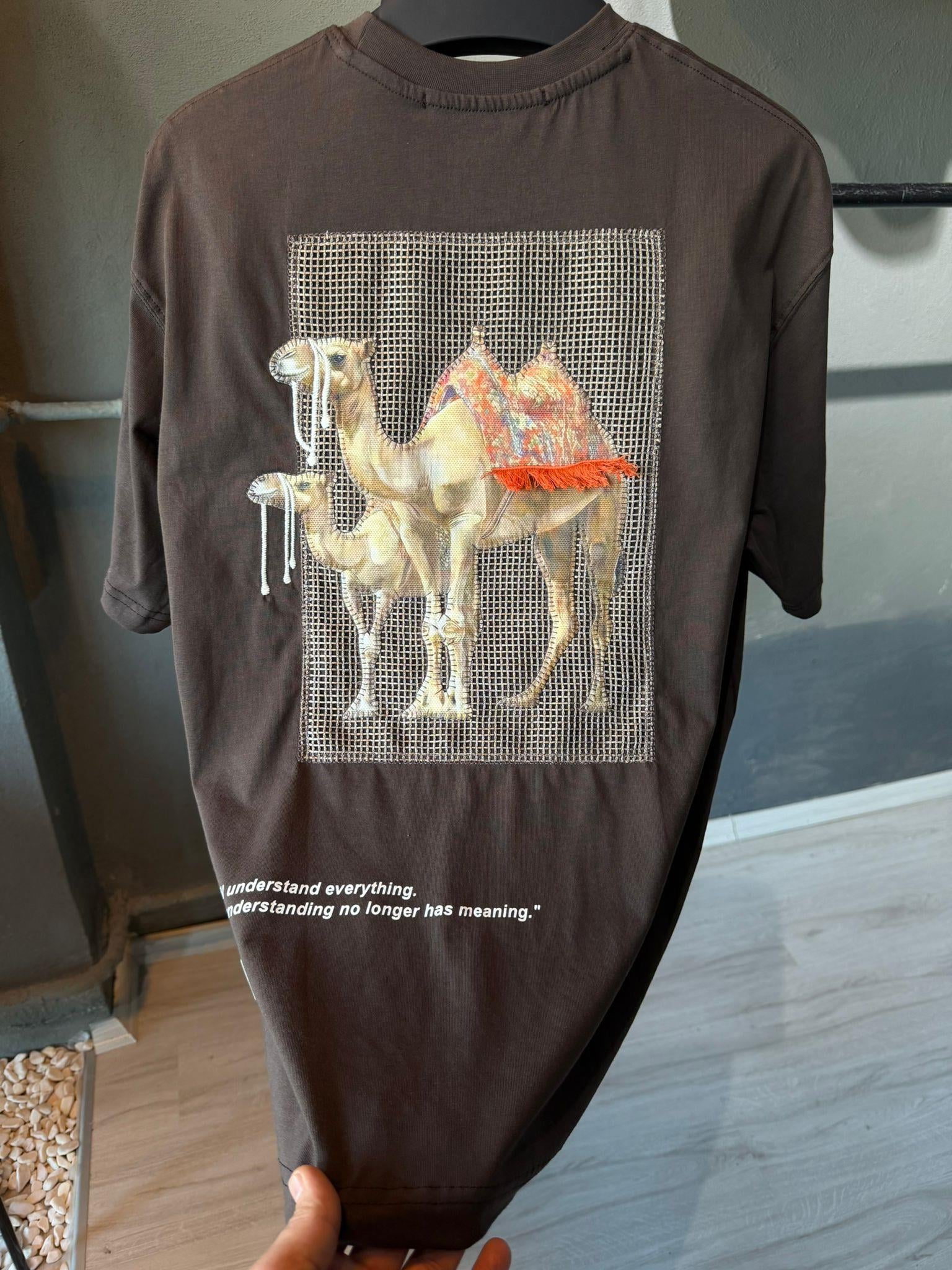 pach nakış  oversıze tişort 1