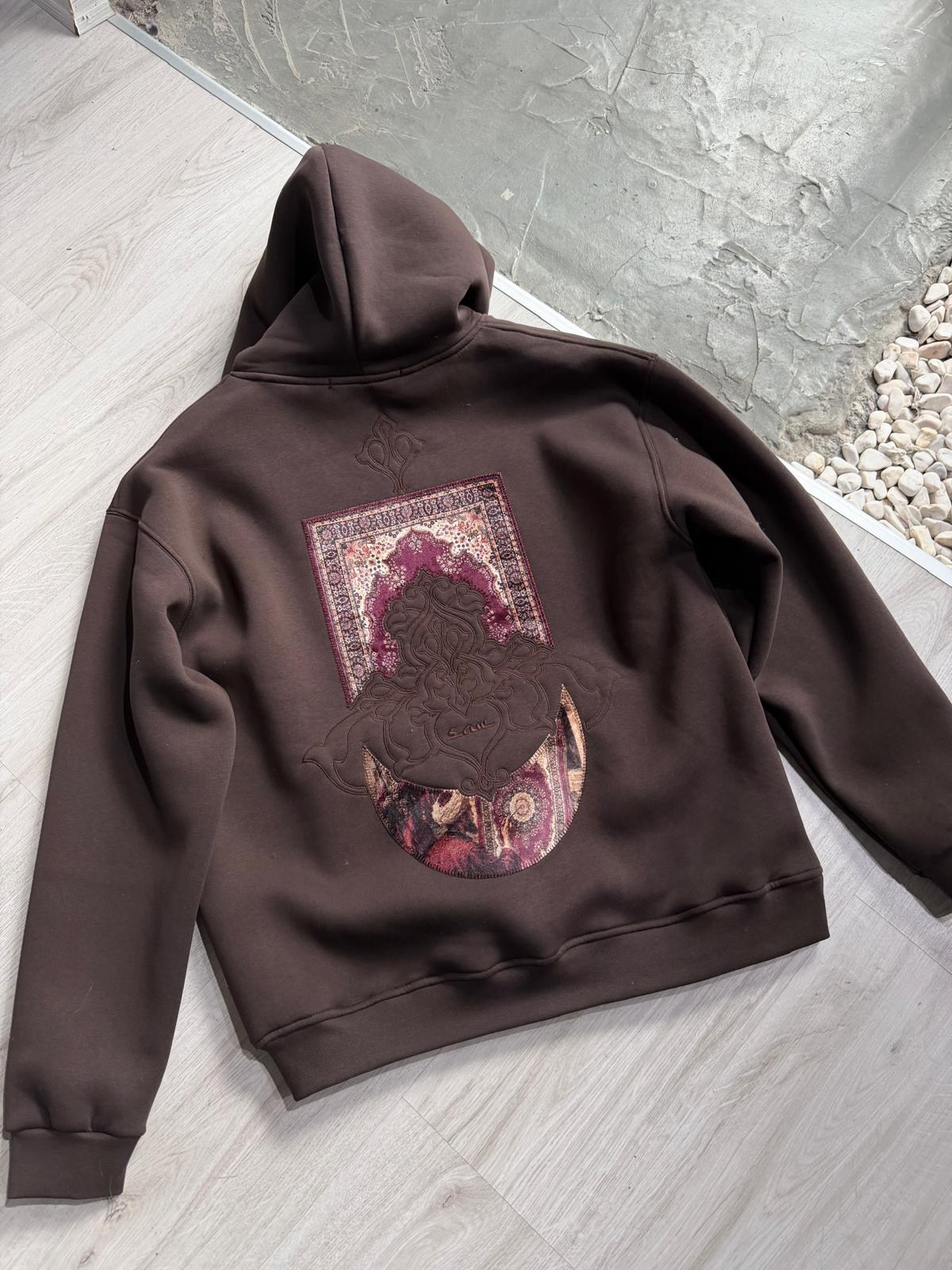 Şardonlu Oversize Nakışlı ve Baskılı Sweatshirt