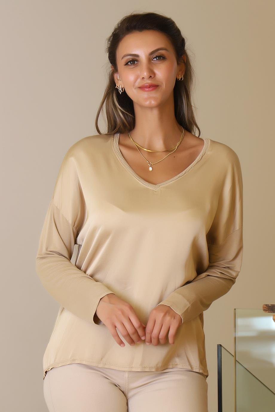  V YAKA UZUN KOLLU CAMEL KADIN BLUZ  797303-2Y5