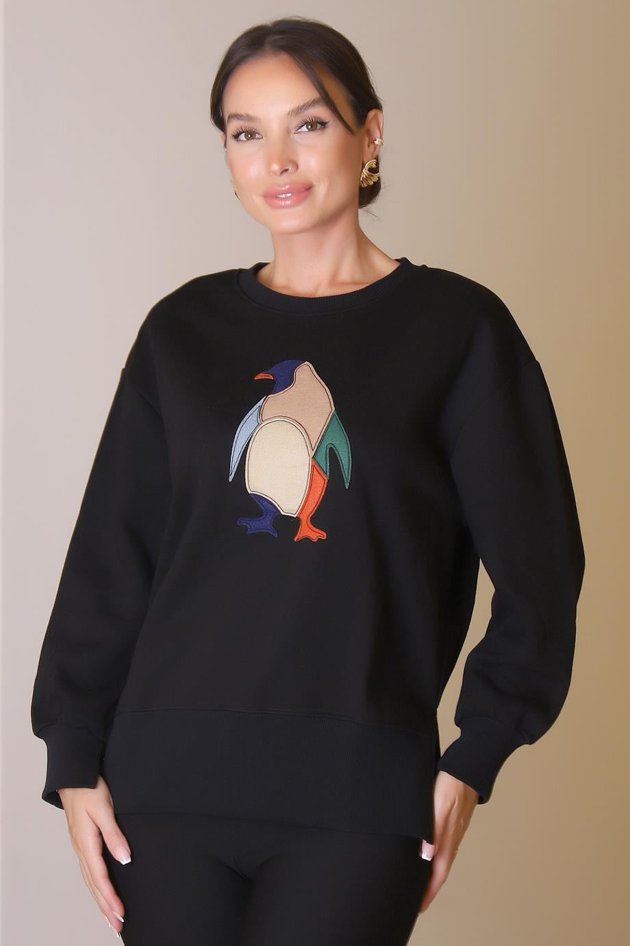 PENGUEN DESENLİ UZUN KOLLU SİYAH KADIN SWEATSHİRT  26315-2K5