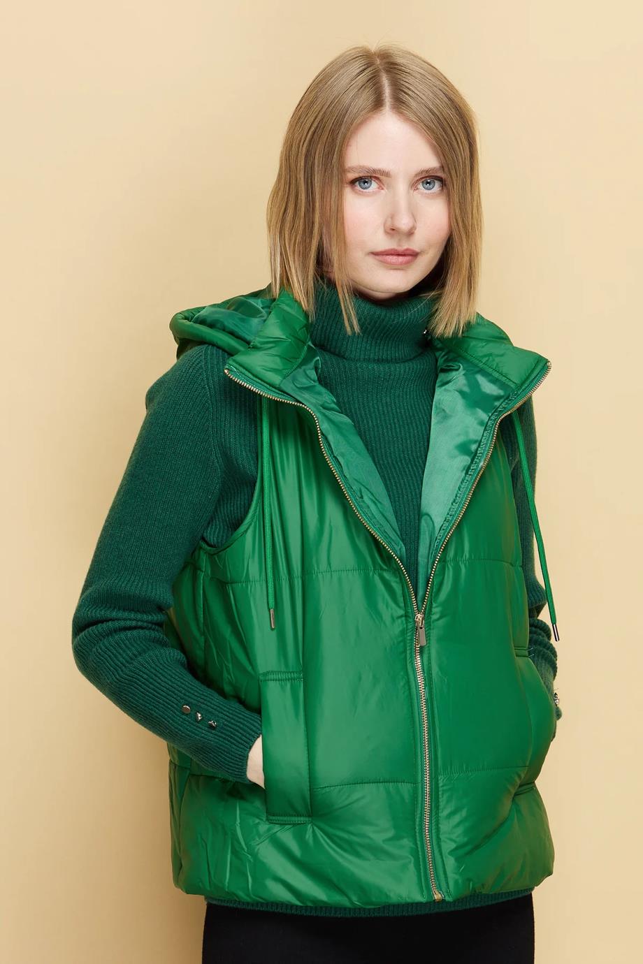 KAPÜŞONLU KISA BENETTON KADIN YELEK 23409-2K5