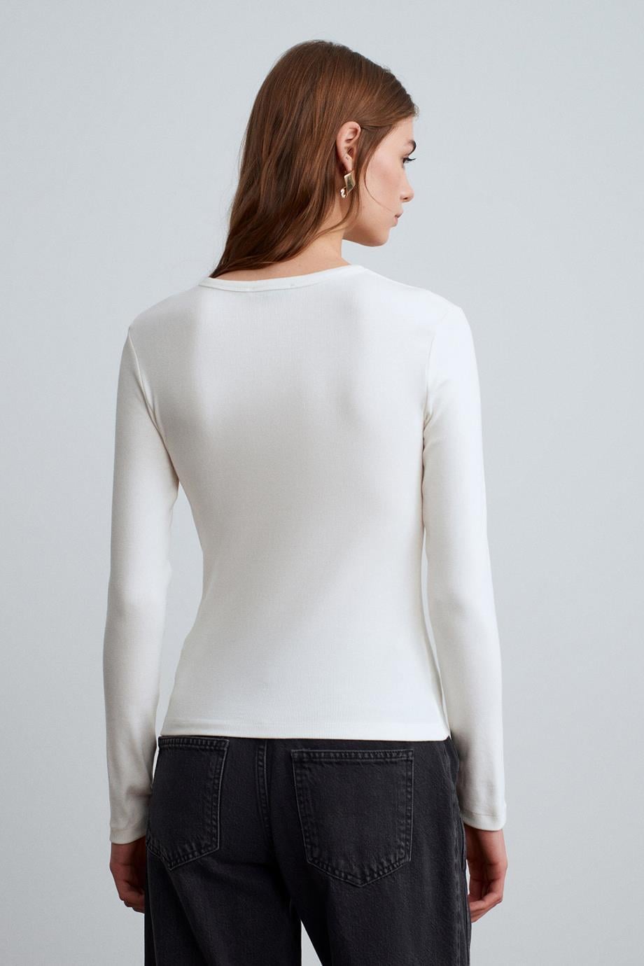 Çıtçıtlı Modal Karışımlı Top-Ekru 32024-2Y6