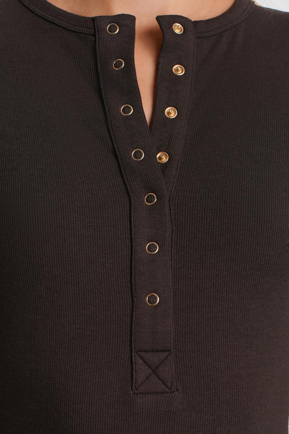 Çıtçıtlı Modal Karışımlı Top-Koyu Kahve 32024-2Y6