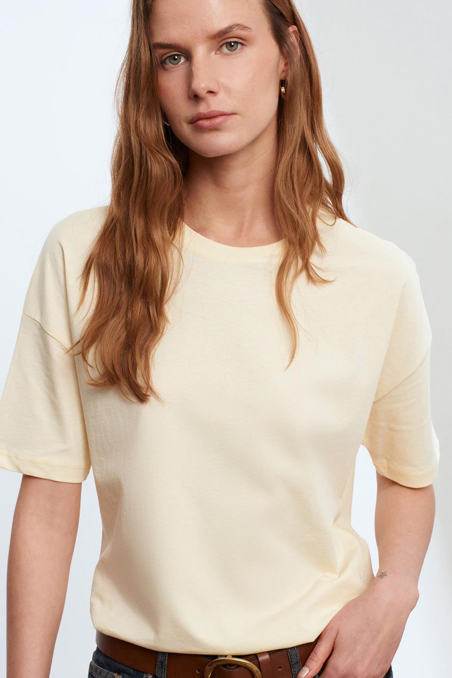 Basic T-Shirt-Açık Sarı 3683-2Y6