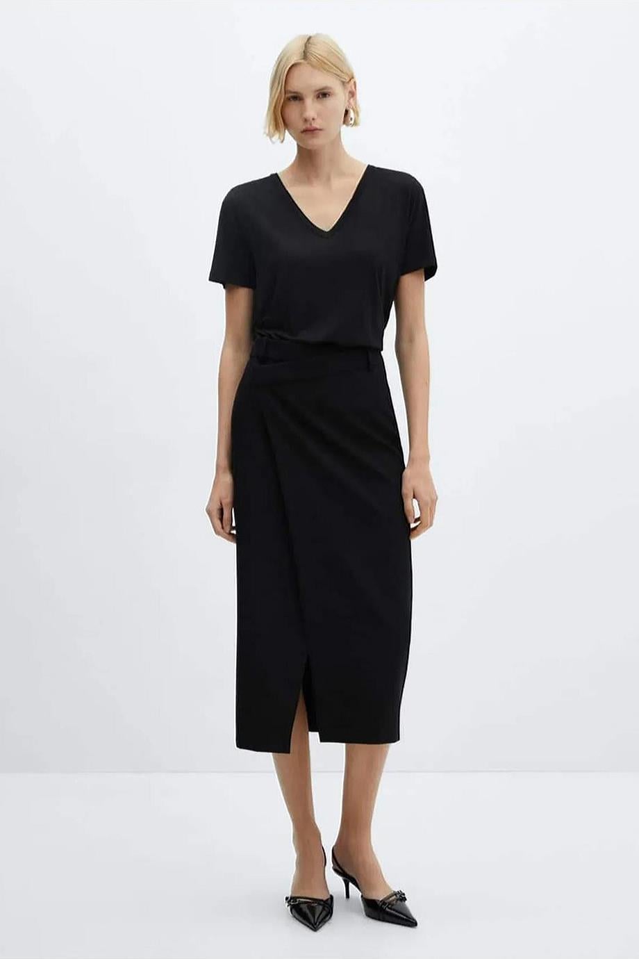 V YAKA KISA KOLLU SİYAH KADIN BLUZ 0021-2Y5