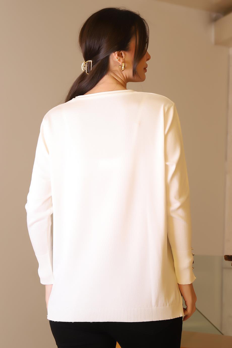 BİSİKLET YAKA KOLLARI DÜĞMELİ EKRU KADIN KAZAK 5575-2K5