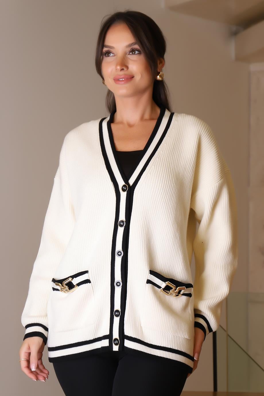 DÜĞMELİ CEP DETAYLI EKRU KADIN HIRKA 013-2K5