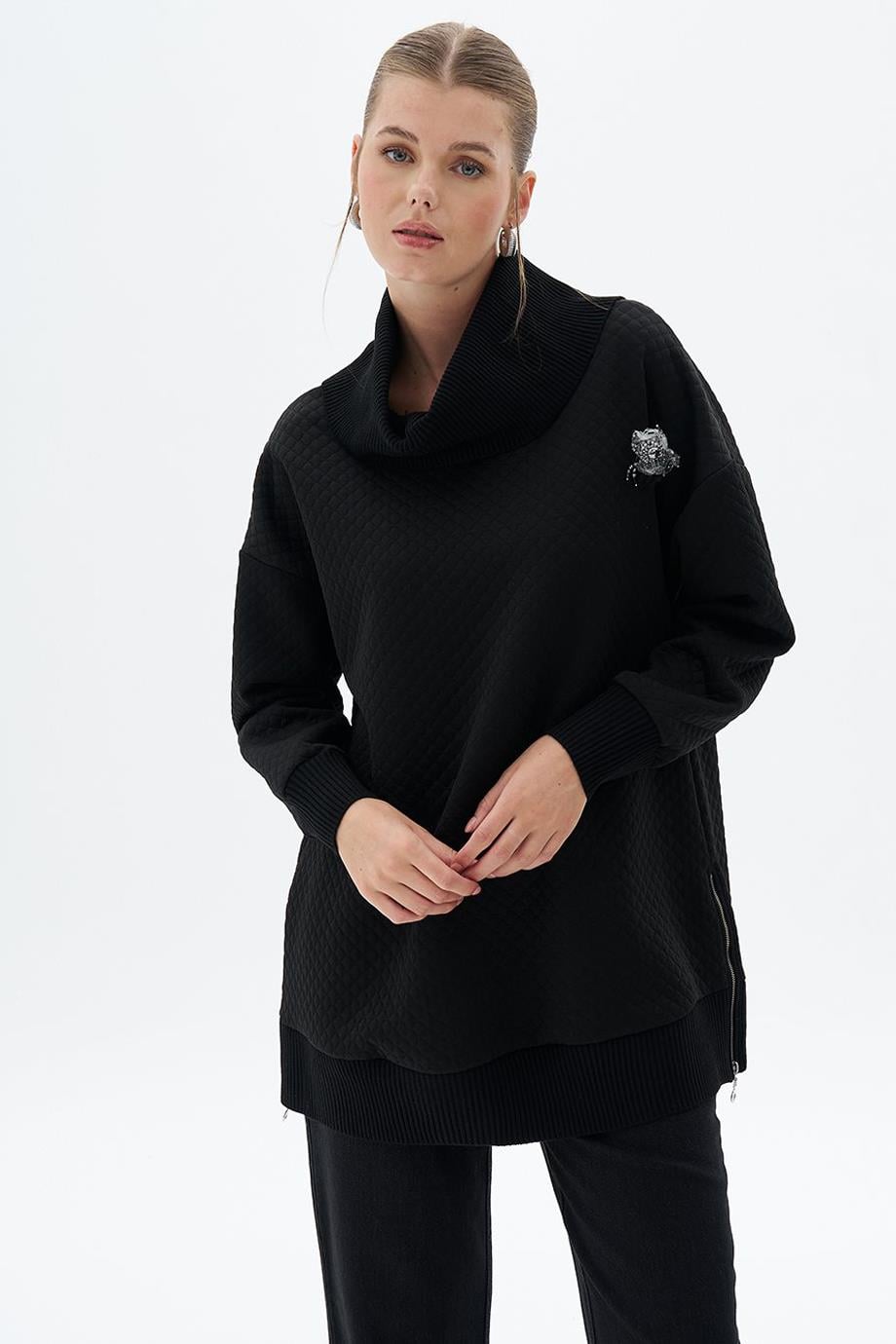 Triko Garnili Kapitoneli Siyah Kadın Sweatshirt  31007-2K5