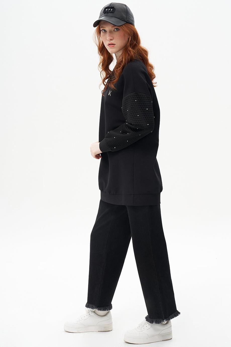 Sıfır Yaka Kolu Taşlı Siyah Kadın Sweatshirt  70024-2K5