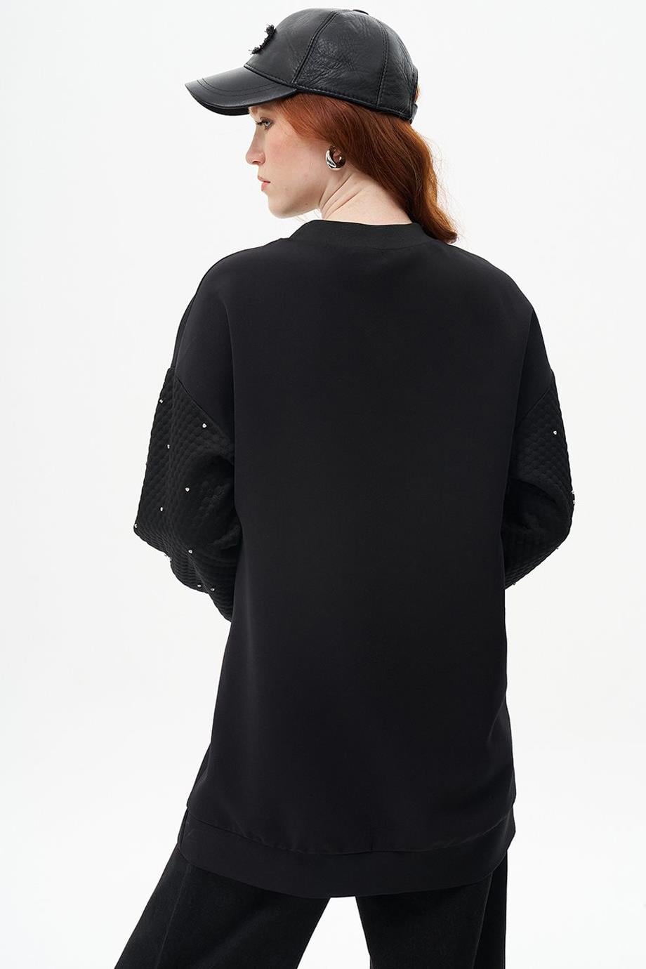 Sıfır Yaka Kolu Taşlı Siyah Kadın Sweatshirt  70024-2K5