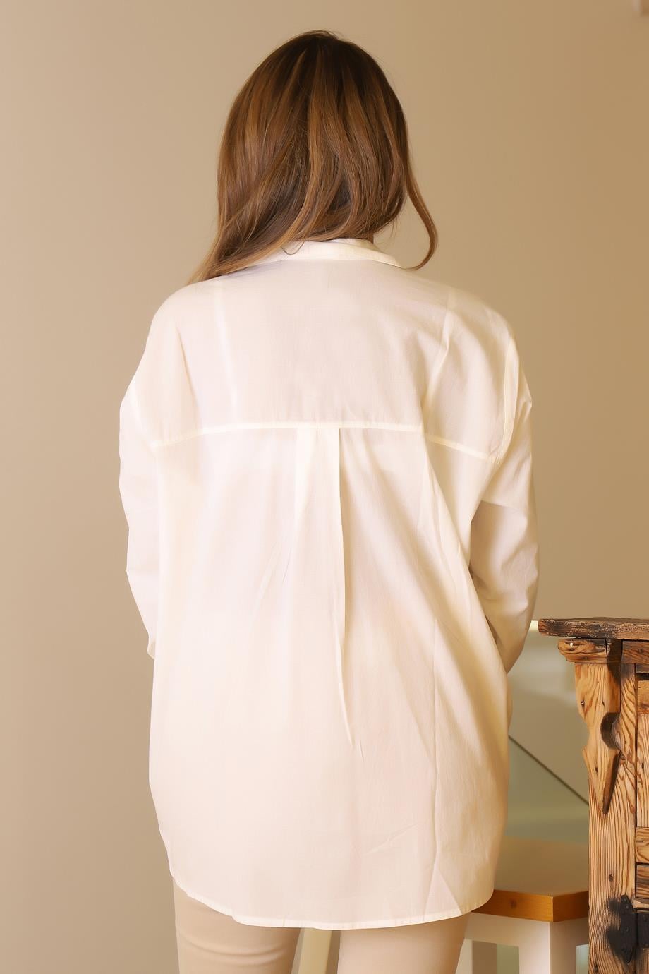 UZUN KOLLU İŞLEMELİ EKRU KADIN TUNİK  8116-2Y5