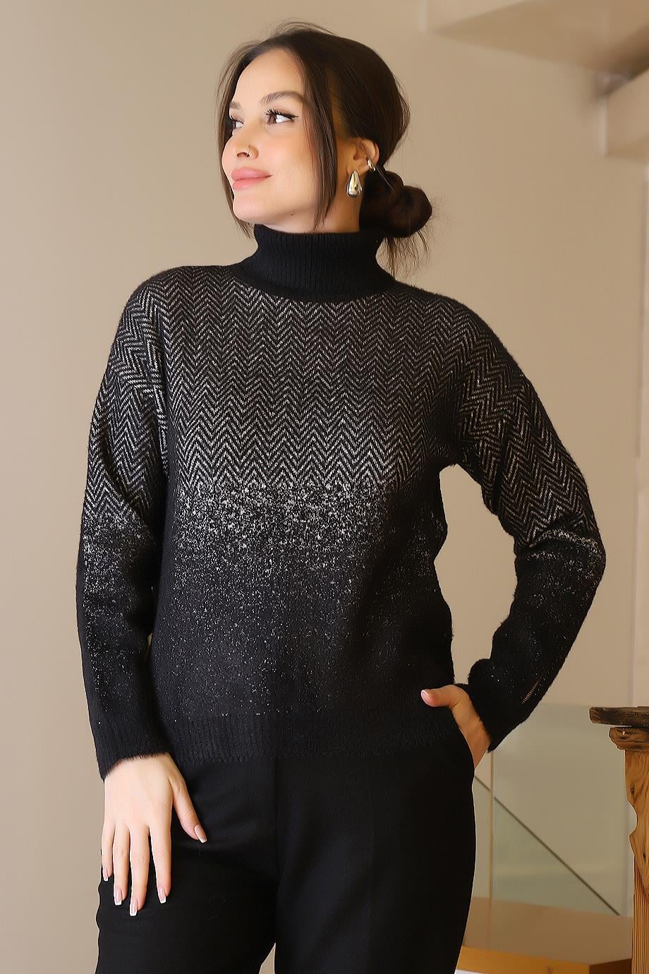 BALIKÇI YAKA DESENLİ SİYAH KADIN KAZAK 22447-2K5