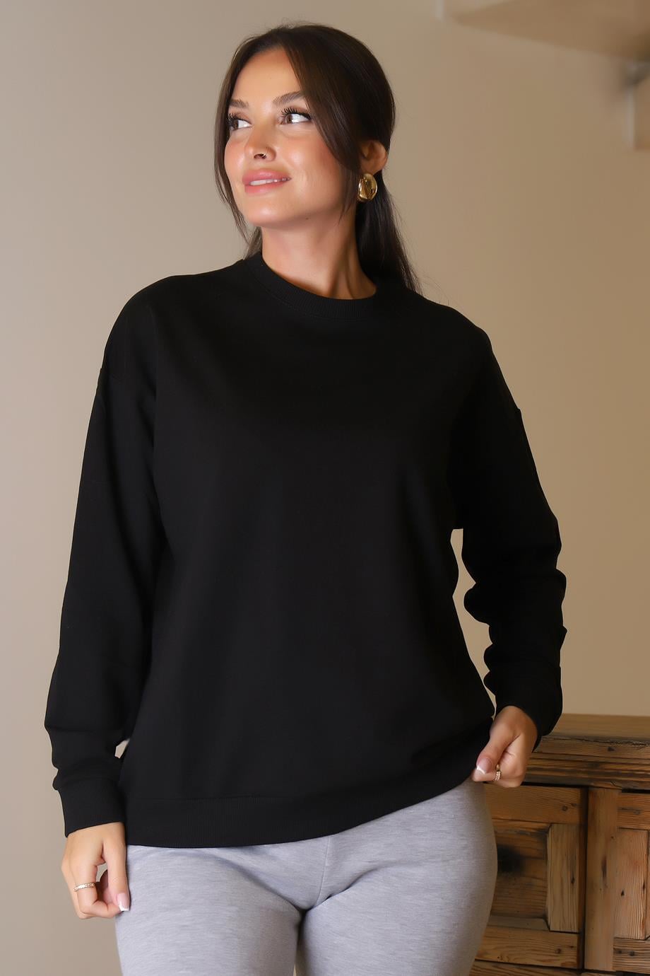 BİSİKLET YAKA SİYAH KADIN SWEATSHİRT 3089-2K5