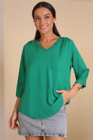 V Yakalı Truvakar Kol  Yeşil Kadın Bluz 611-2Y2