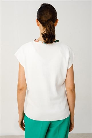 Flar Detaylı Beyaz Kadın Bluz 69309-2Y2