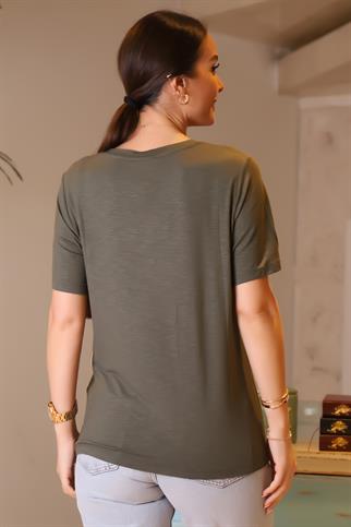 KELEBEK İŞLEMELİ KISA KOLLU HAKİ KADIN BLUZ 047-2Y4