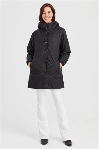 KARELİ ŞİŞME SİYAH KADIN KABAN 23403-2K5