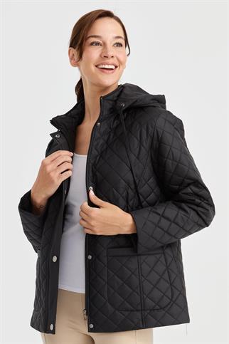 KAPÜŞONLU CEPLİ SİYAH KADIN CEKET 23405-2K5