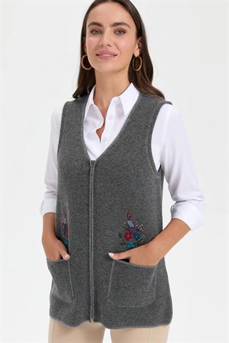 V YAKA İŞLEMELİ FÜME KADIN YELEK 24001-VY-2K5