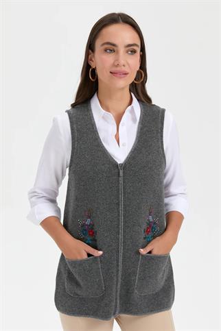 V YAKA İŞLEMELİ FÜME KADIN YELEK 24001-VY-2K5