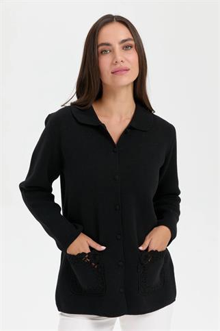 POLO YAKA GÜL İŞLEMELİ SİYAH KADIN CEKET 24015-PY-2K5