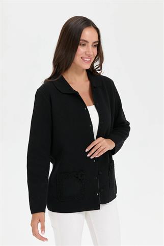 POLO YAKA GÜL İŞLEMELİ SİYAH KADIN CEKET 24015-PY-2K5