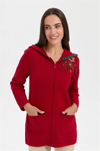 KAPÜŞONLU OMUZU İŞLEMELİ KIRMIZI KADIN CEKET 24080-2K5