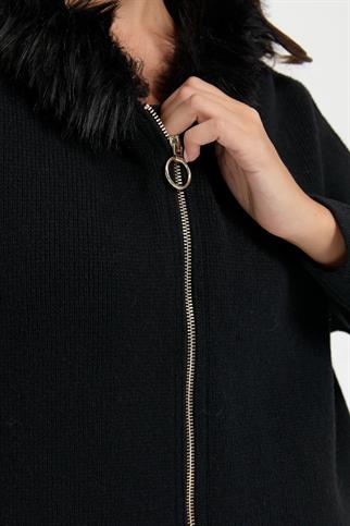 KAPÜŞONLU FERMUARLI SİYAH KADIN CEKET 24082-2K5