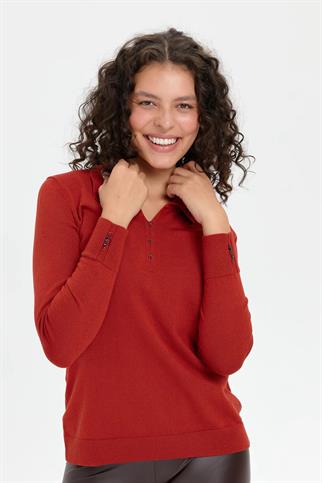 POLO YAKA İŞLEMELİ KİREMİT KADIN BLUZ 24092-PY-2K5