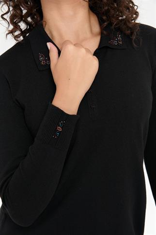 POLO YAKA İŞLEMELİ SİYAH  KADIN BLUZ 24092-PY-2K5